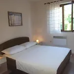 Tina *