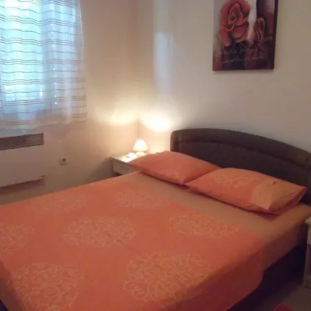 Apartman Tina *